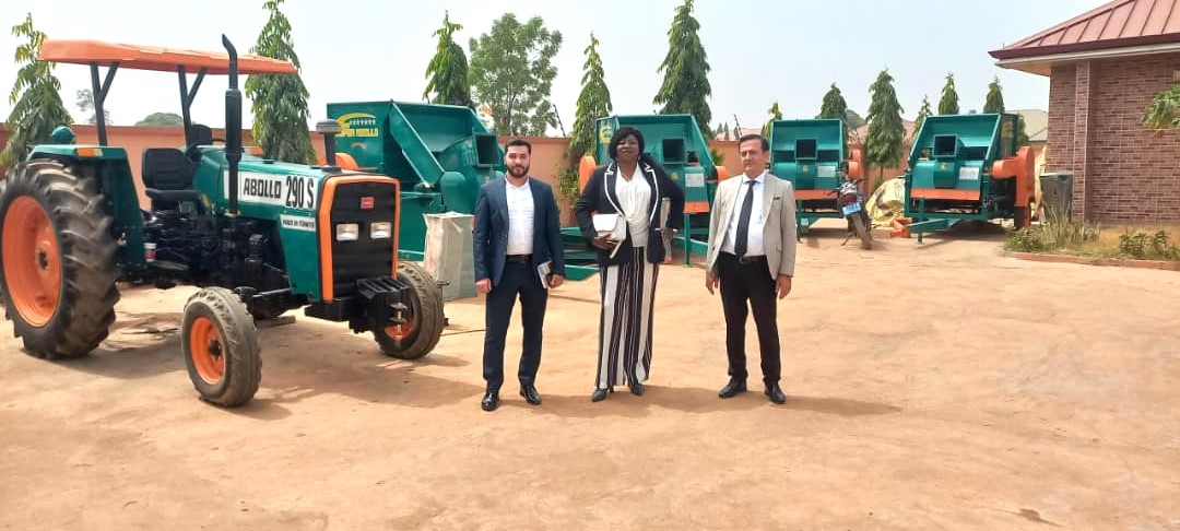 Une visite d'affaires renforce les partenariats au Ghana || Abollo Agricultural Machinery 